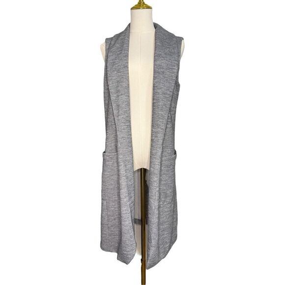 Halogen Women’s Medium Long Sleeveless Duster Cardigan Vest Gray Pockets - Picture 2 of 6